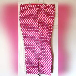 Nautica hot pink/white women's cropped pants. Worn 2x. Size 6